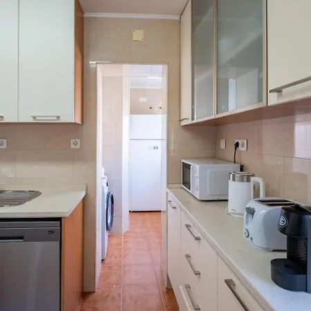 Olivais Metro 3br By Perfect Getaway *