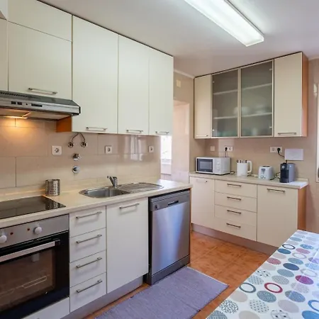 Olivais Metro 3br By Perfect Getaway *